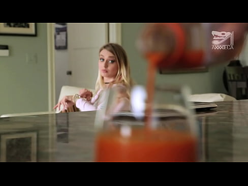 ❤️ Kuuma tyttö isoilla tisseillä ja tiukalla pillulla saa kyrpää luuserilta, mutta hyvin kovaa ️❌ Seksivideo at us ❌❤