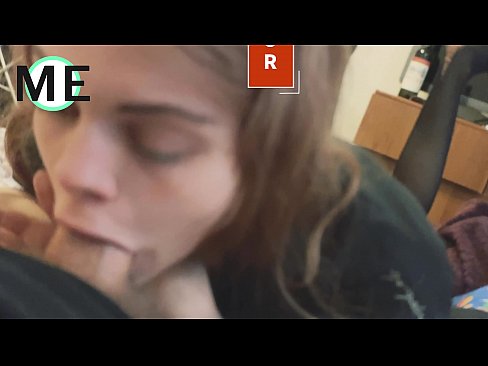 ❤️ Kurkkumulkku, revityt sukkahousut ja revityt korkokengät kiva tavata ️❌ Seksivideo at us ❌❤